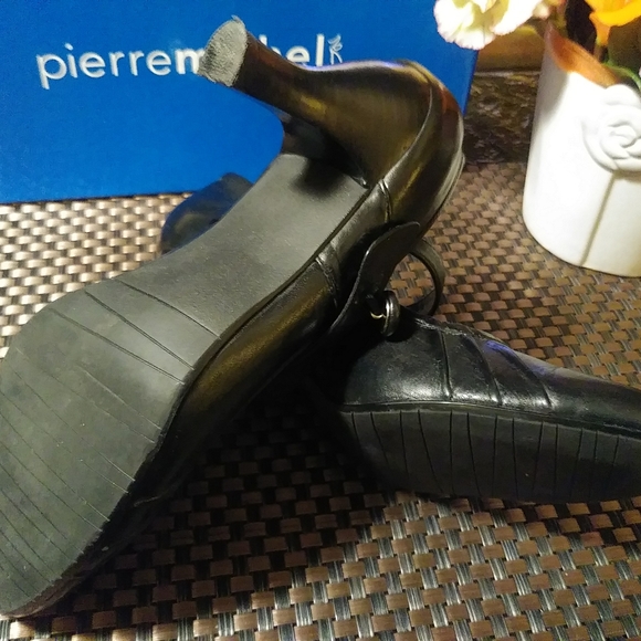 Pierre Michel heels size 6.5 B. - Picture 4 of 14